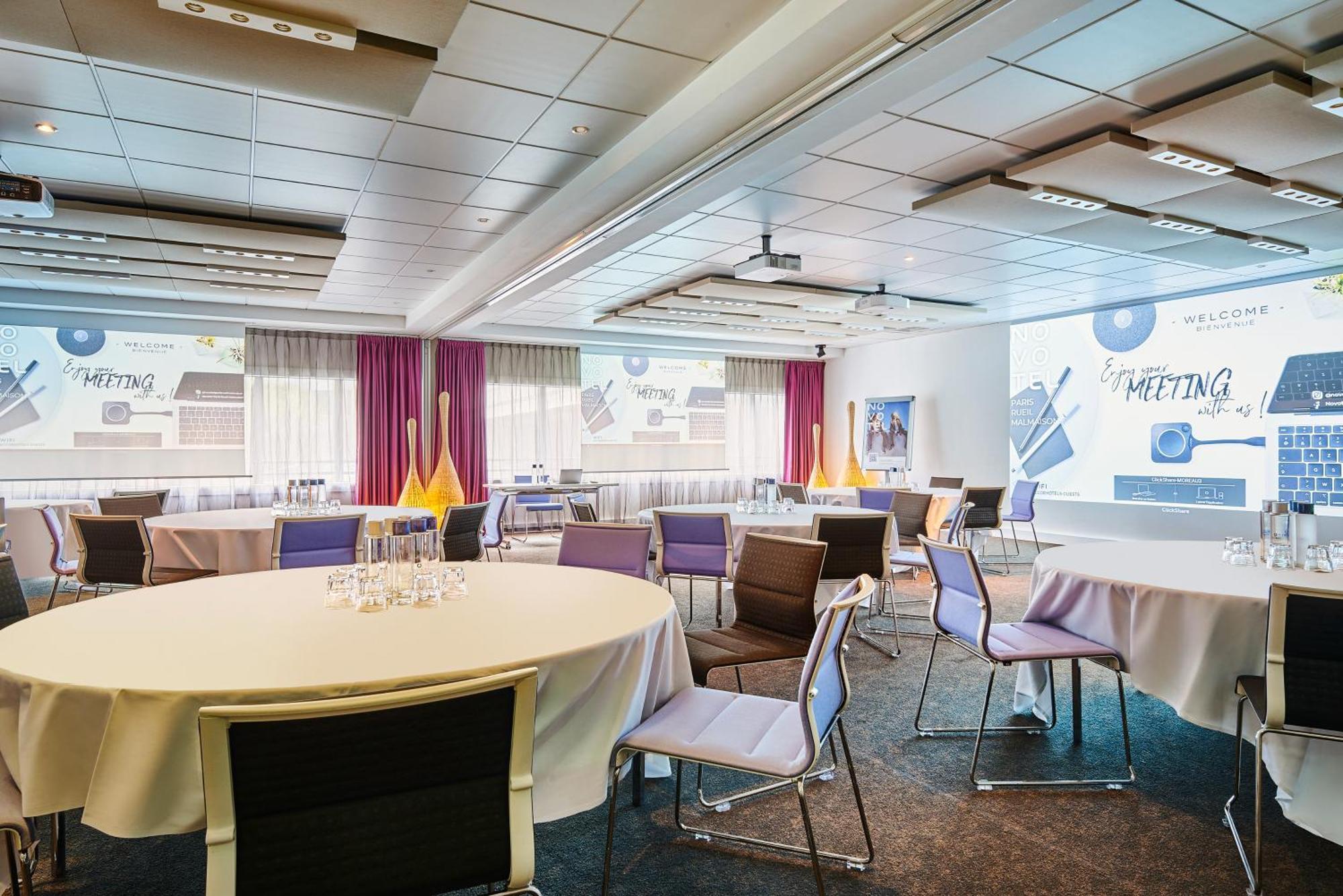 Novotel Paris Rueil Malmaison Bagian luar foto