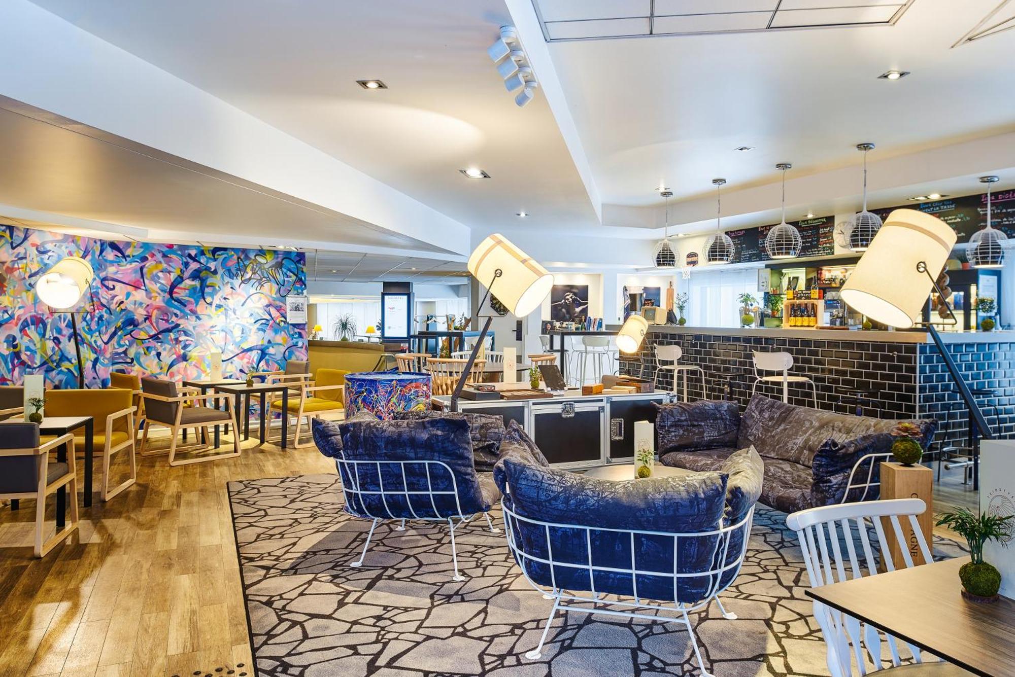 Novotel Paris Rueil Malmaison Bagian luar foto